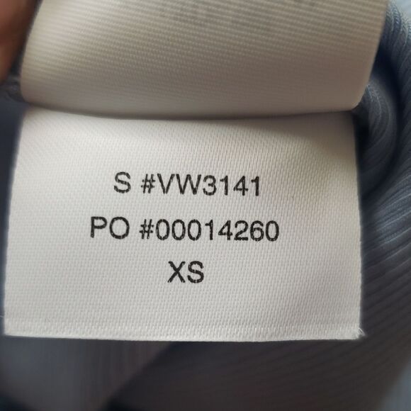 Vuori Light Blue Women's Athleisure Chic Feminine Casual Trendy Shorts Size XS - Picture 4 of 6